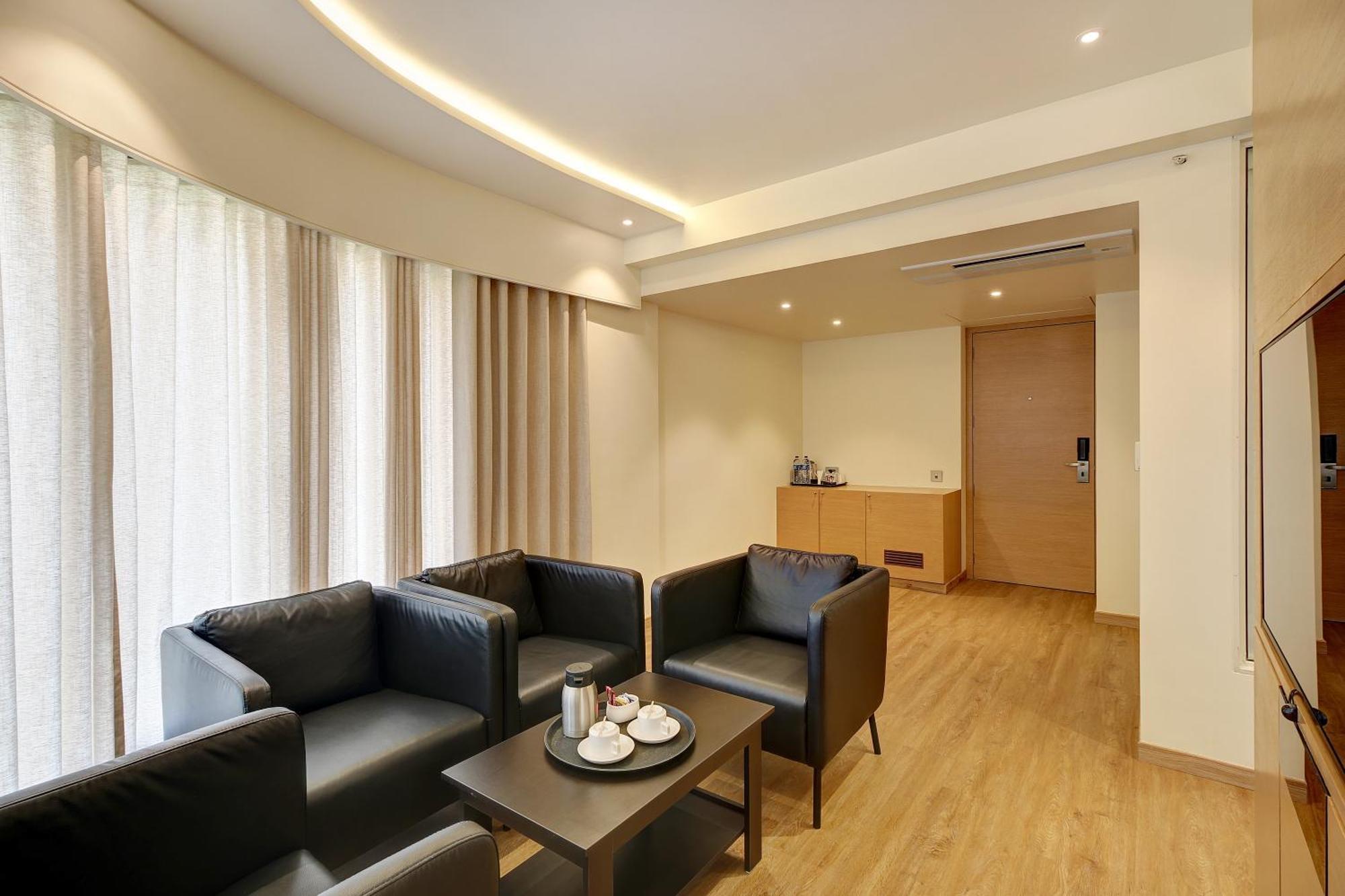 Hotel Mumbai House Ghansoli, 纳威孟买 外观 照片